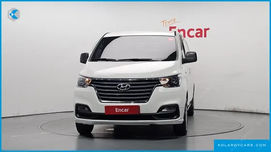 HYUNDAI STAREX VAN 3-SEATER