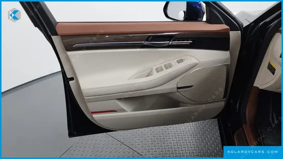 GENESIS G90 3.8 AWD