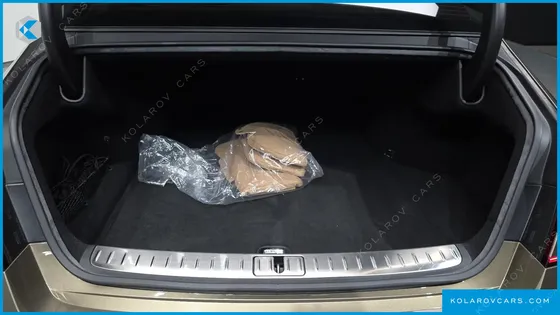 GENESIS G90 GASOLINE 3.5 TURBO AWD