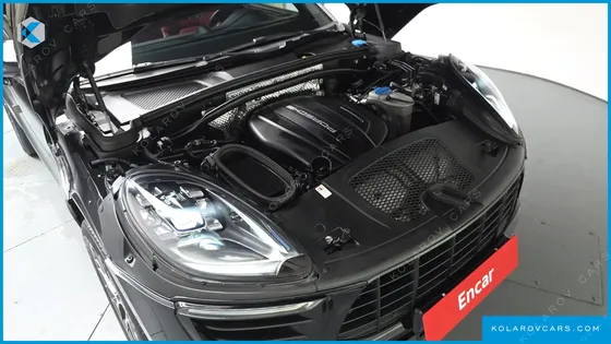PORSCHE MACAN 2.0