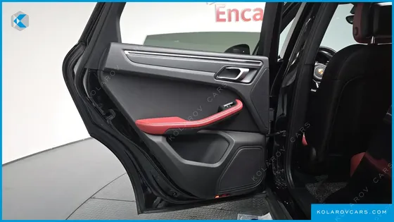 PORSCHE MACAN 2.0