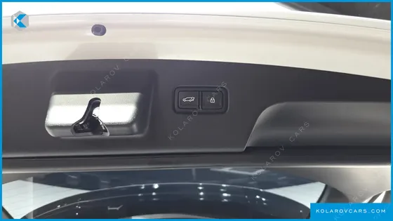 HYUNDAI PALISADE GASOLINE 2.5T 4WD 7-SEATER