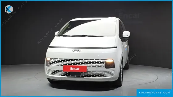 HYUNDAI STARIA 4WD TOURER 9-SEATER