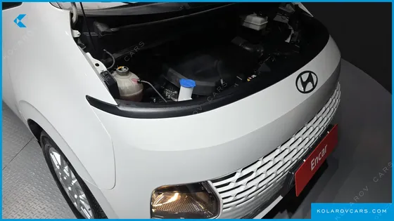 HYUNDAI STARIA 4WD TOURER 9-SEATER