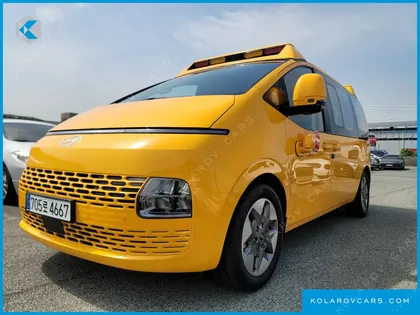 HYUNDAI STARIA L3.5  KINDER SAFETY CAR