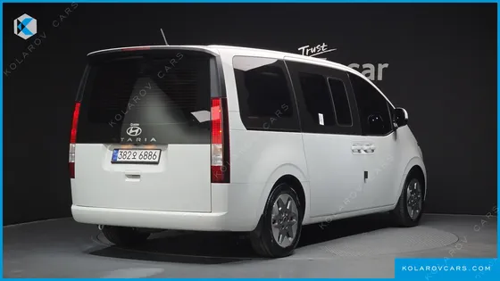 HYUNDAI STARIA TOURER 9-SEATER