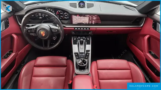PORSCHE 911 CARRERA 4S