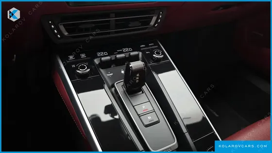 PORSCHE 911 CARRERA 4S