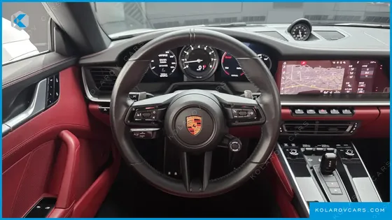PORSCHE 911 CARRERA 4S