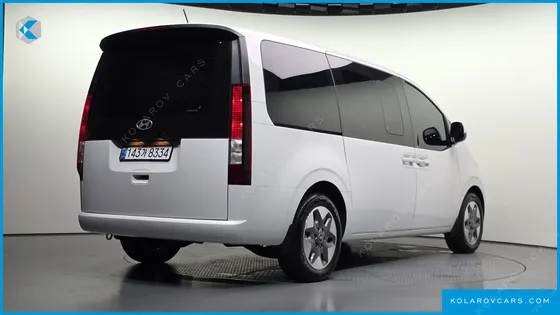 HYUNDAI STARIA HEV 1.6 TOURER 9-SEATER
