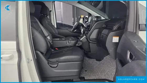 HYUNDAI STARIA HEV 1.6 TOURER 9-SEATER