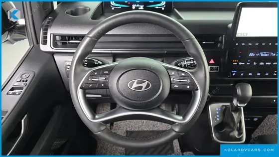 HYUNDAI STARIA HEV 1.6 TOURER 9-SEATER