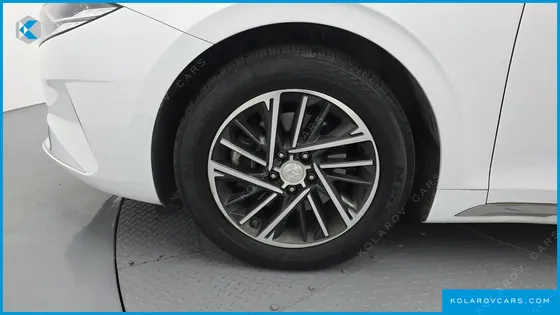 HYUNDAI GRANDEUR 3.0 LPI RENT CAR