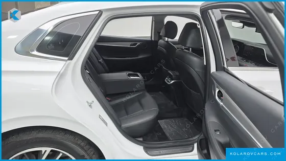 HYUNDAI GRANDEUR 3.0 LPI RENT CAR