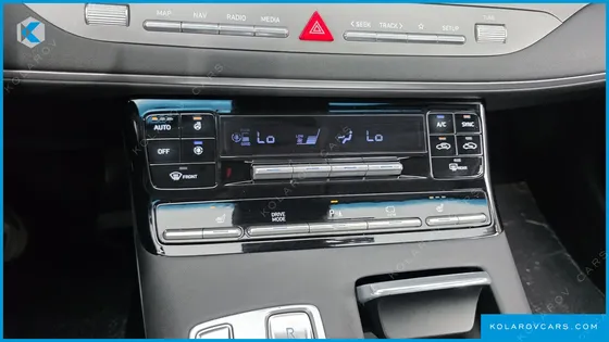 HYUNDAI GRANDEUR 3.0 LPI RENT CAR