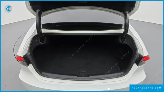 HYUNDAI GRANDEUR 3.0 LPI RENT CAR