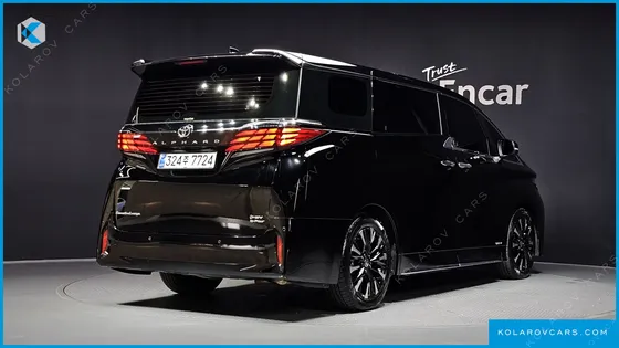 TOYOTA ALPHARD 2.5 HEV EXECUTIVE AWD