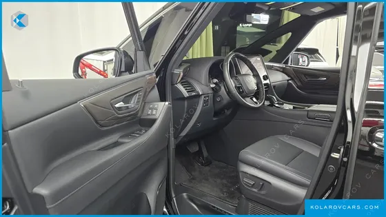 TOYOTA ALPHARD 2.5 HEV EXECUTIVE AWD