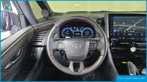 TOYOTA ALPHARD 2.5 HEV EXECUTIVE AWD