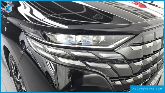 TOYOTA ALPHARD 2.5 HEV EXECUTIVE AWD
