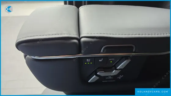 TOYOTA ALPHARD 2.5 HEV EXECUTIVE AWD