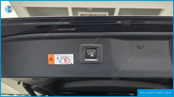 TOYOTA ALPHARD 2.5 HEV EXECUTIVE AWD