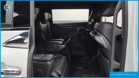 TOYOTA ALPHARD 2.5 HEV EXECUTIVE AWD