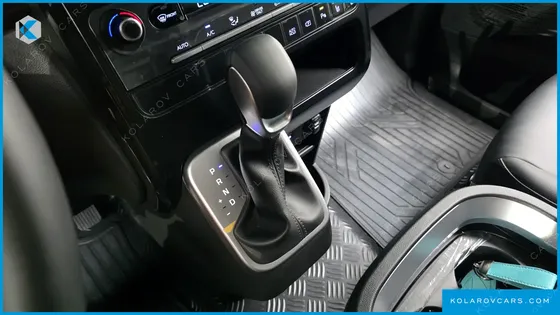 HYUNDAI STARIA HEV 1.6T CARGO 2-SEATER
