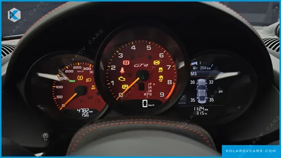 PORSCHE 718 4.0 GT4