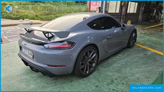 PORSCHE 718 4.0 GT4
