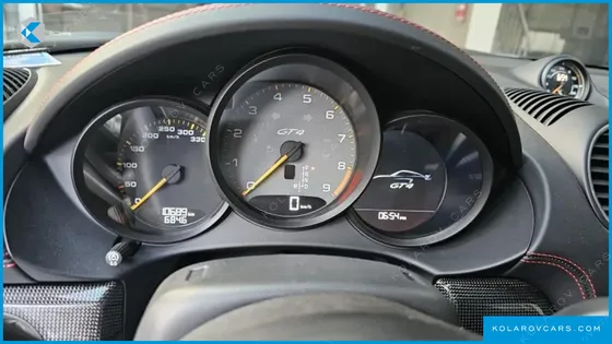 PORSCHE 718 4.0 GT4