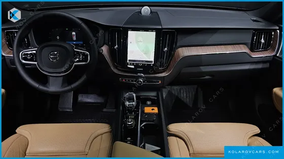 VOLVO XC60 B5 ULTRA BRIGHT