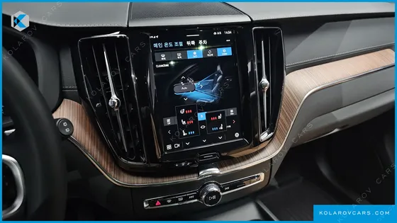 VOLVO XC60 B5 ULTRA BRIGHT