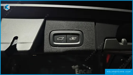 VOLVO XC60 B5 ULTRA BRIGHT