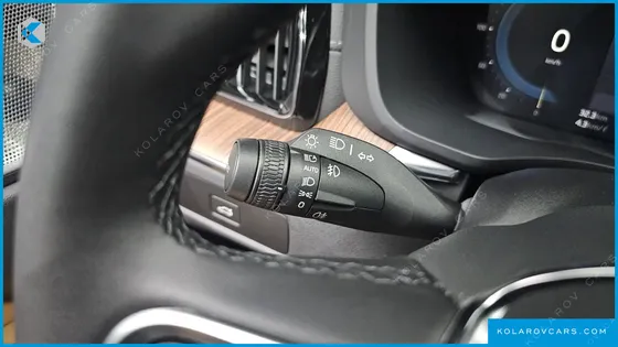 VOLVO XC60 B5 ULTRA BRIGHT