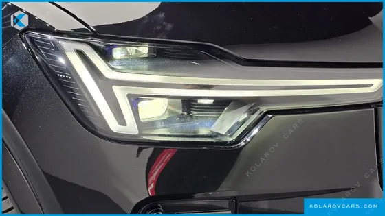 VOLVO XC90 B6 ULTRA DARK