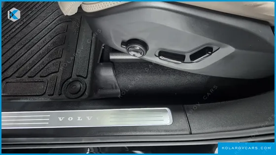 VOLVO XC90 B6 ULTRA DARK