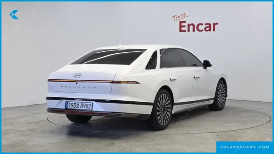 HYUNDAI GRANDEUR 2,5 GASOLINE 2WD