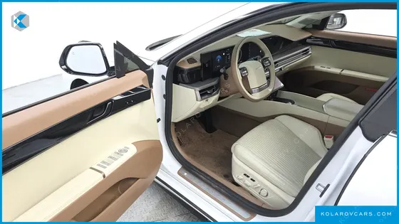 HYUNDAI GRANDEUR 2,5 GASOLINE 2WD
