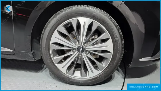 KIA K8 SIGNATURE SPECIAL