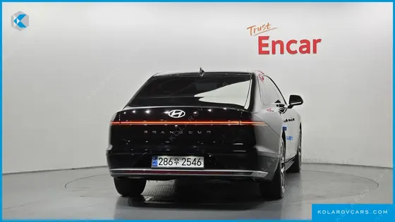 HYUNDAI GRANDEUR 2,5 GASOLINE 2WD
