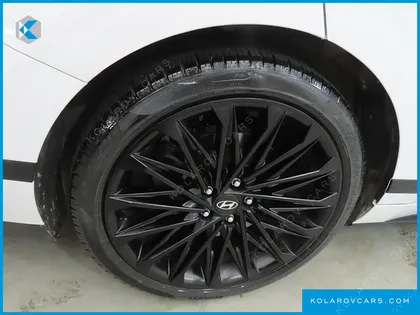 HYUNDAI GRANDEUR 3,5 GASOLINE 4WD