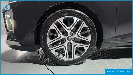 HYUNDAI GRANDEUR 2,5 GASOLINE 2WD
