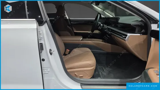 HYUNDAI GRANDEUR 2,5 GASOLINE 2WD