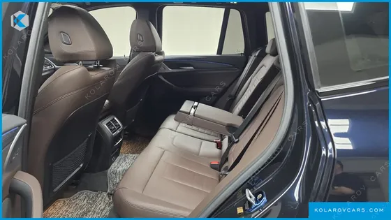 BMW IX3 M SPORTS