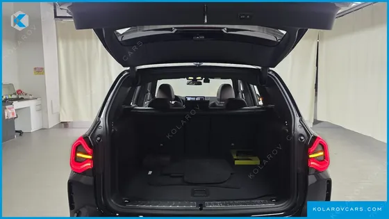 BMW IX3 M SPORTS