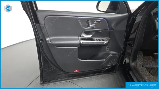 MERCEDES GLB-CLASS GLB220