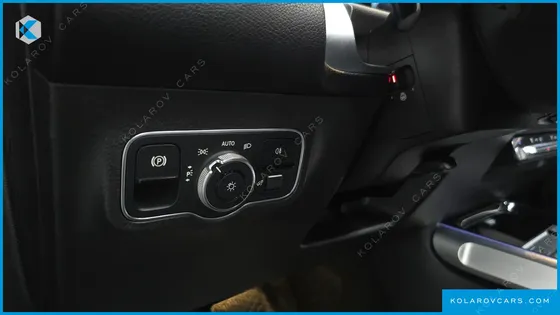 MERCEDES GLB-CLASS GLB220