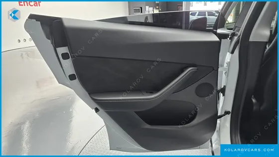 TESLA MODEL Y LONG RANGE AWD