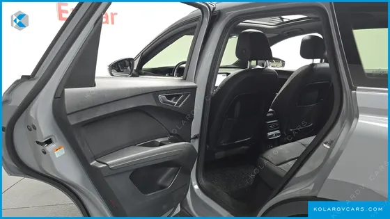 AUDI Q4 E-TRON 40 PREMIUM